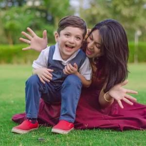 Meet your Posher, Hetal